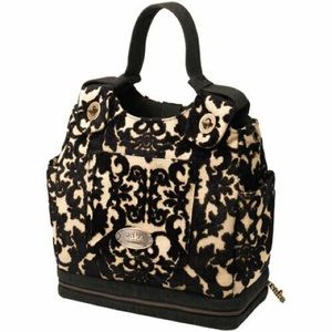 Petunia Pickle Bottom Cake diaper bag